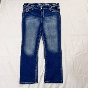Wallflower Women's curvy fit bootcut Jeans size 20 long
